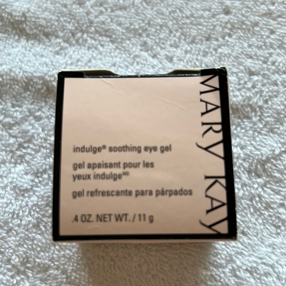 Mary Kay Indulge Soothing Eye Gel